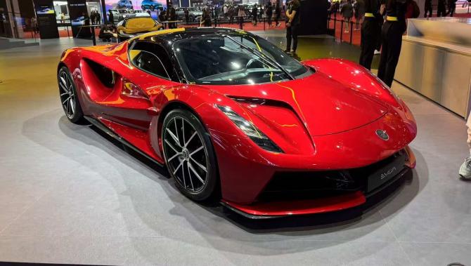 上海車(chē)展：蓮花跑車(chē)EVIJA/Theory 1實(shí)車(chē)亮相