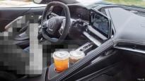 大尺寸屏幕/新增配色 2026款科爾維特C8內(nèi)飾諜照
