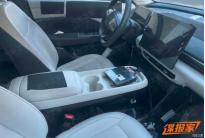 全新設(shè)計(jì)風(fēng)格/有望年內(nèi)上市 極狐T1內(nèi)飾諜照