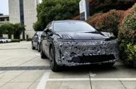 有望增加激光雷達(dá) 新款領(lǐng)克08 EM-P諜照