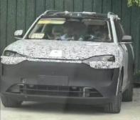 向M9外觀靠攏/首推純電車型 新款問界M7諜照