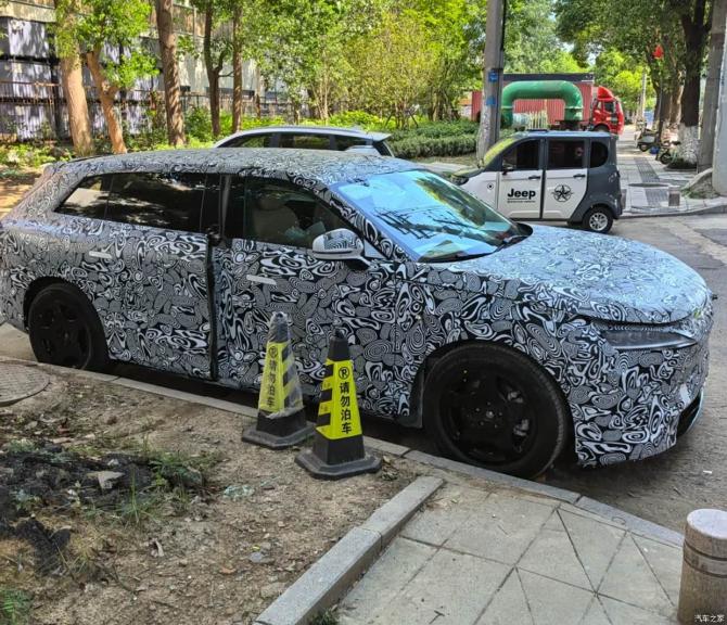 23213632168316251d6713.jpg image003.jpg