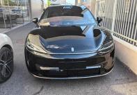 換裝全新LOGO 新款智界R7無偽裝諜照