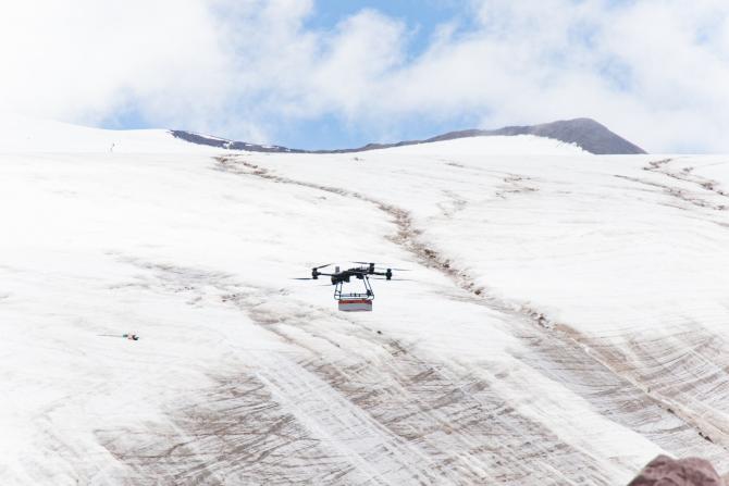 1755325285408807.jpg 科研照片.jpg