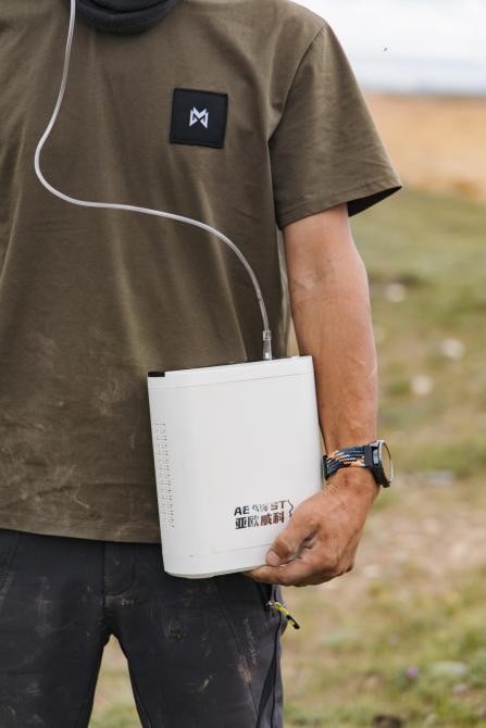 1755325451483406.jpg 便攜制氧機(jī).jpg