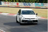 全新前包圍/機(jī)蓋通風(fēng)口 新款高爾夫R諜照