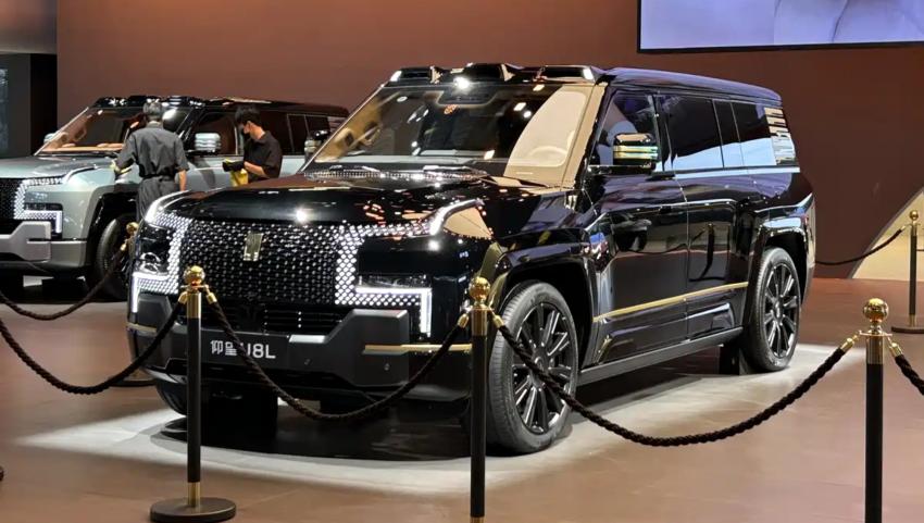 成都車展：三季度上市并交付 仰望U8L鼎世版預售