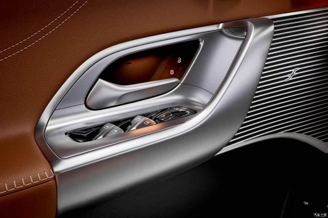 080839093b27277c409335.jpg image003.jpg