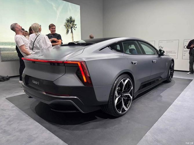 10085842e0198390599115.jpg image007.jpg