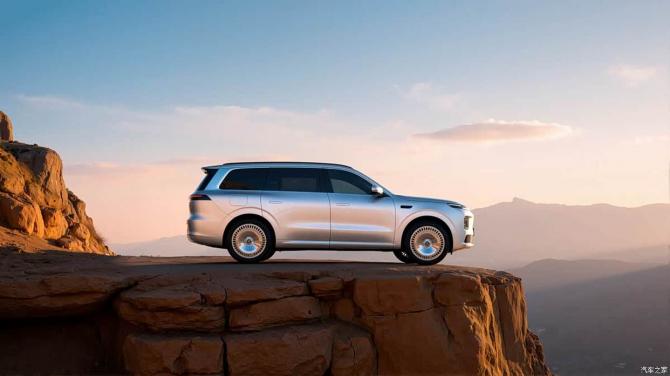 160825440e719a01745522.jpg image002.jpg