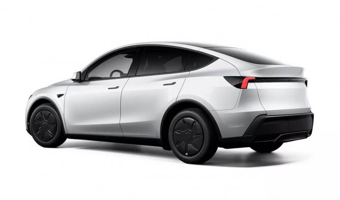 082226042f8b5651bd5372.jpg image003.jpg