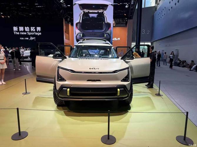 240839202dc4e9db7e4416.jpg image003.jpg