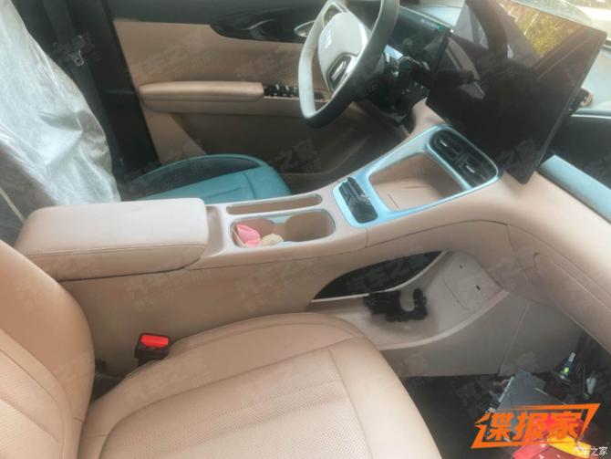 0107530740d56752bd2403.jpg image002.jpg