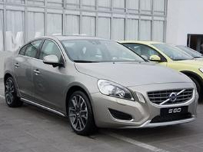 沃爾沃S60